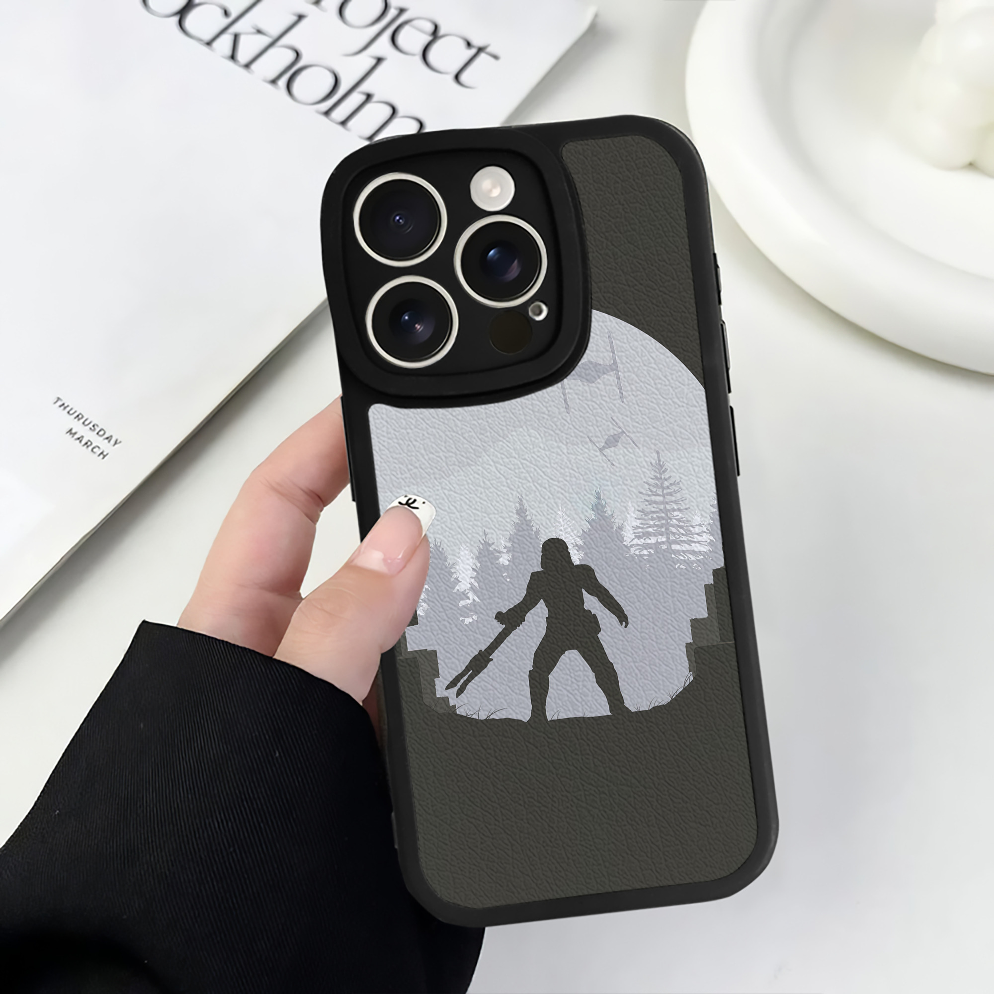 （画像用） スター・ウォーズ Star Wars 【iPhone 16シリーズ対応】シリコンスマホケース（レザー調） 材質：シリコン